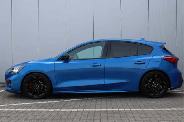 Ford Focus (2018) thumbnail 18