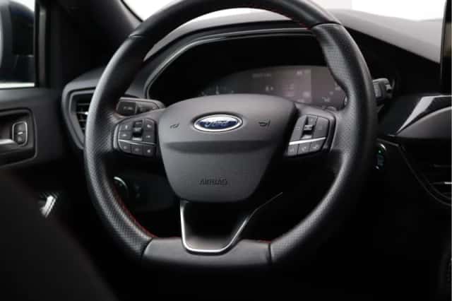 Ford Focus (2018) thumbnail 21
