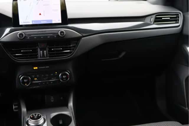 Ford Focus (2018) thumbnail 22