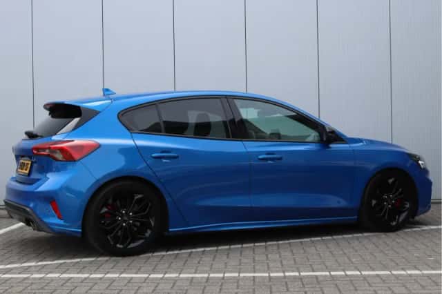 Ford Focus (2018) thumbnail 5