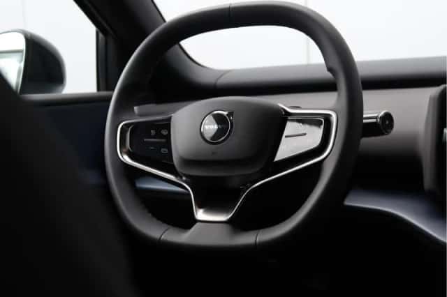 Volvo EX30 (2023) thumbnail 22