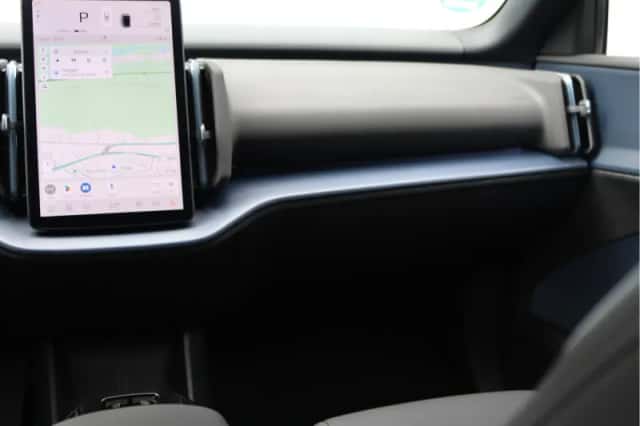 Volvo EX30 (2023) thumbnail 23