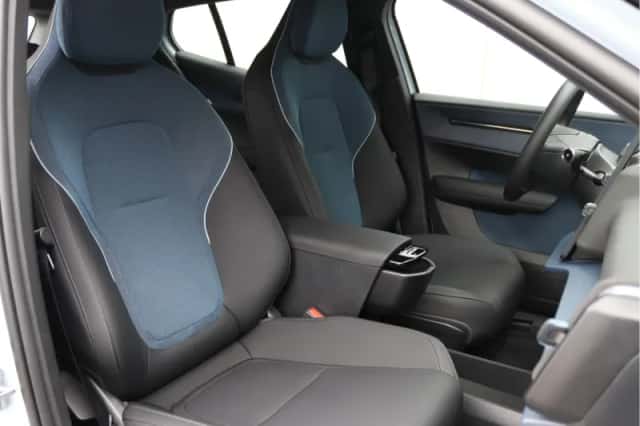 Volvo EX30 (2023) thumbnail 24