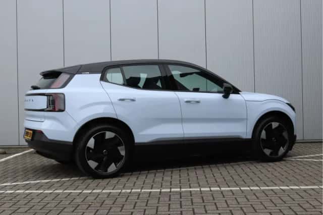 Volvo EX30 (2023) thumbnail 5