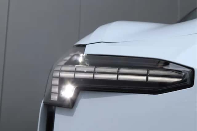 Volvo EX30 (2023) thumbnail 8