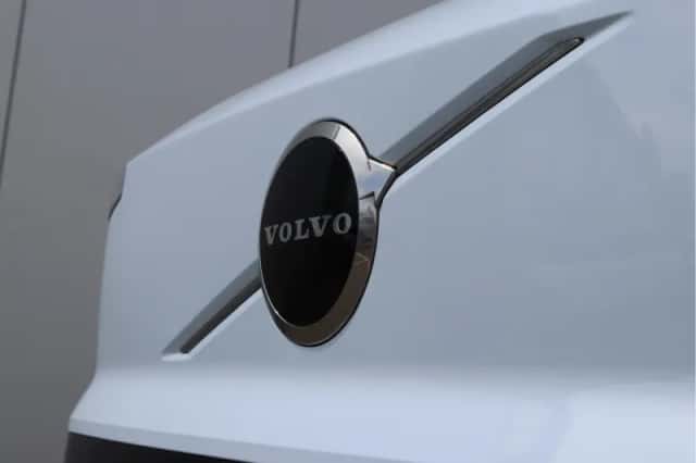 Volvo EX30 (2023) thumbnail 9