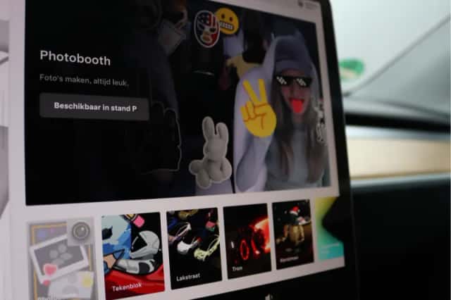 Tesla Model Y (2022) thumbnail 35
