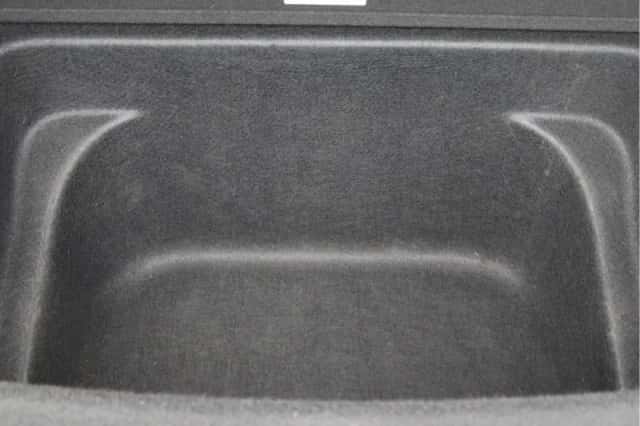 Tesla Model Y (2022) thumbnail 50