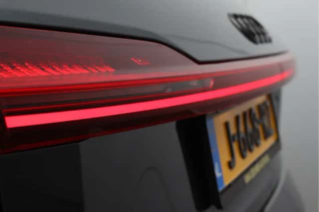 Audi e-tron (2019) thumbnail 20