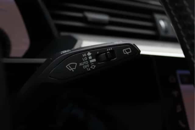 Audi e-tron (2019) thumbnail 45