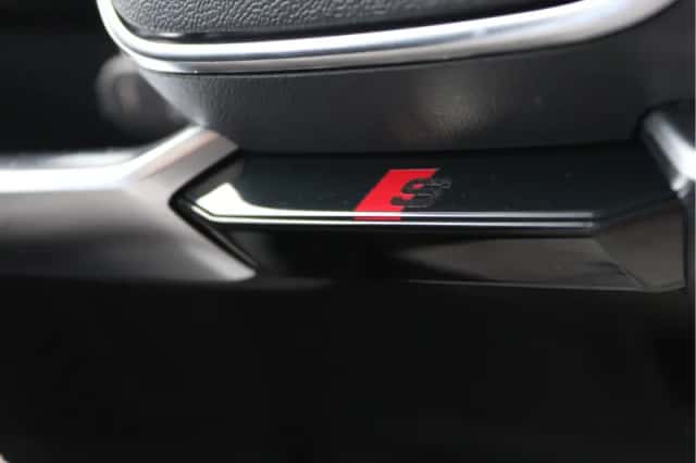 Audi e-tron (2019) thumbnail 72