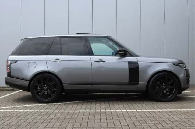 Land Rover Range Rover (2018) thumbnail 25