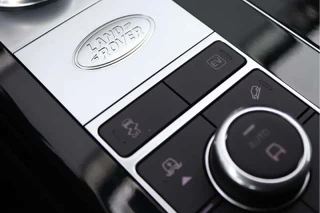 Land Rover Range Rover (2018) thumbnail 83