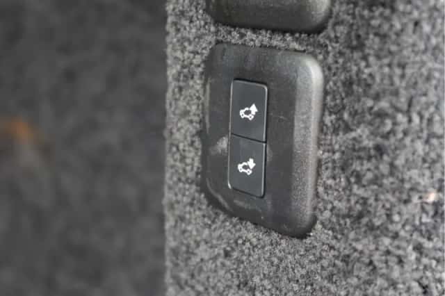 Land Rover Range Rover (2018) thumbnail 94