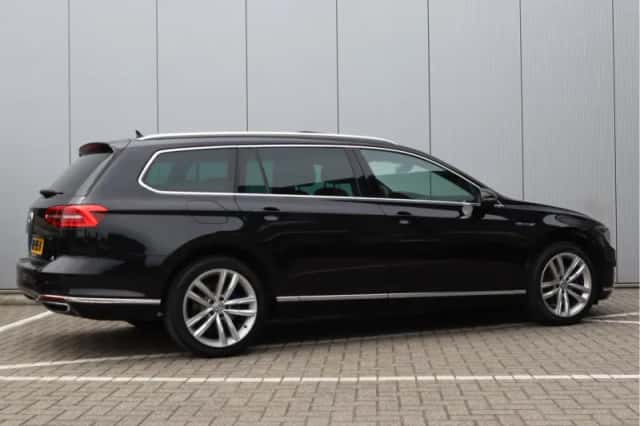 Volkswagen Passat (2015) thumbnail 6