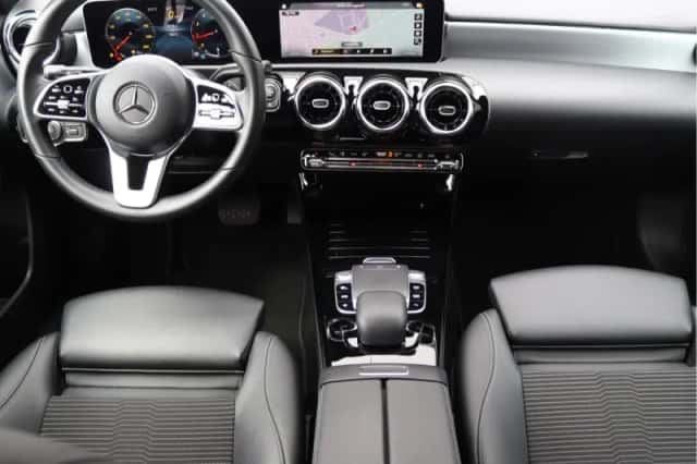 Mercedes-Benz A-Klasse (2018) thumbnail 3