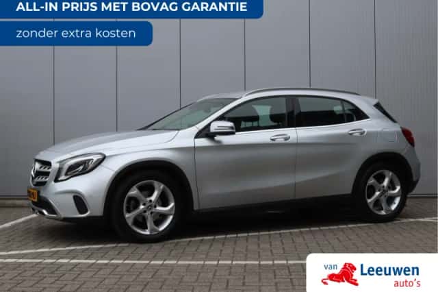 Mercedes-Benz GLA (2018) thumbnail 1