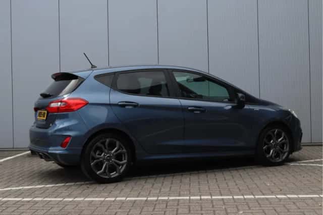 Ford Fiesta (2017) thumbnail 5