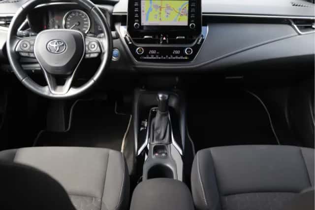 Toyota Corolla (2019) thumbnail 3