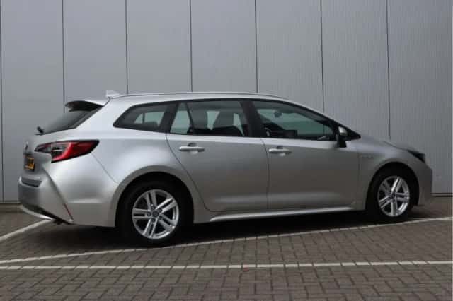 Toyota Corolla (2019) thumbnail 5
