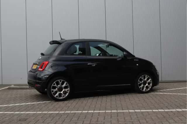 Fiat 500 (2021) thumbnail 5