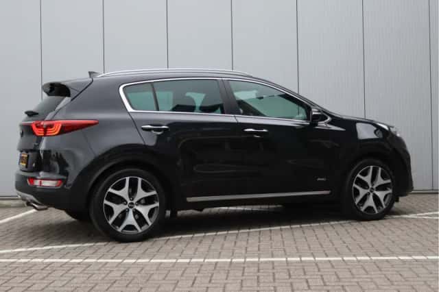 Kia Sportage (2016) thumbnail 5