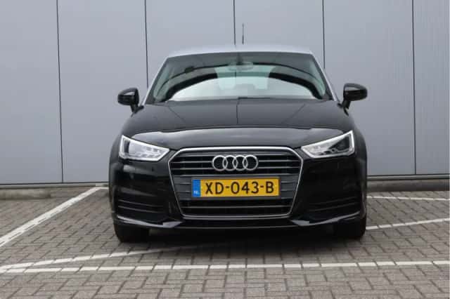 Audi A1 (2015) thumbnail 6