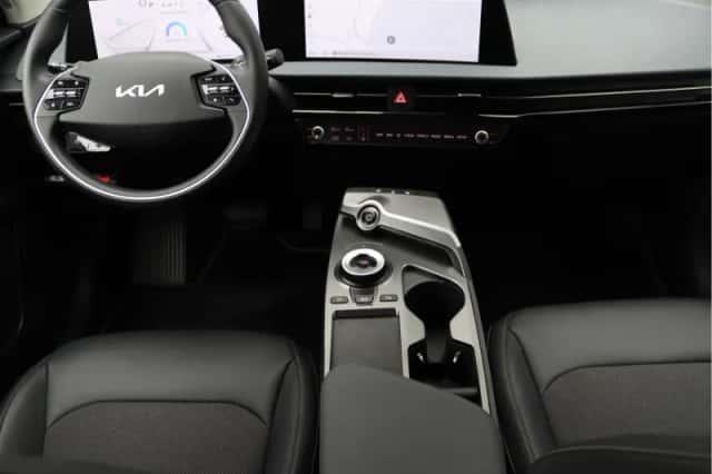 Kia EV6 (2022) thumbnail 4