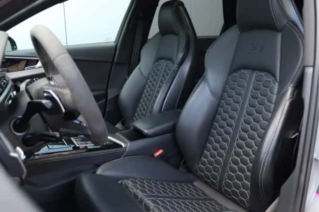 Audi A4 (2019) thumbnail 4