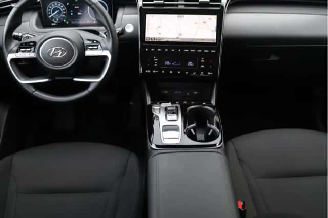 Hyundai Tucson (2021) thumbnail 4
