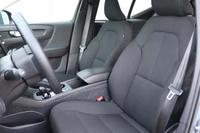 Volvo XC40 (2020) thumbnail 4
