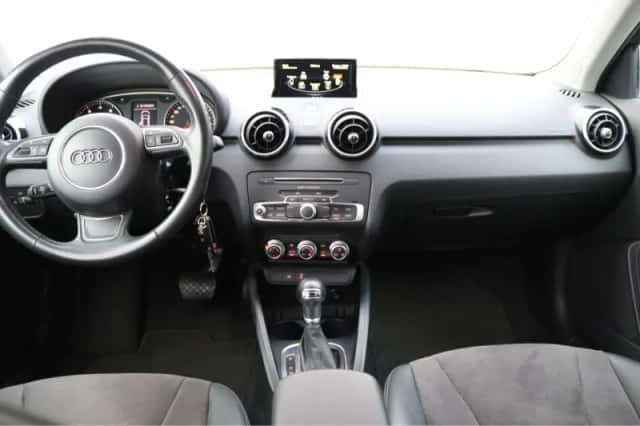 Audi A1 (2018) thumbnail 3