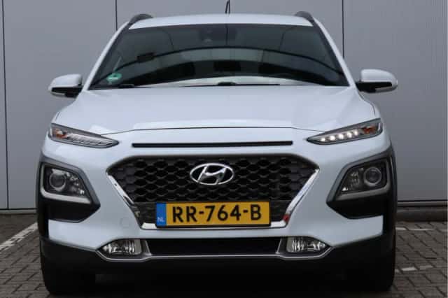 Hyundai Kona (2017) thumbnail 6