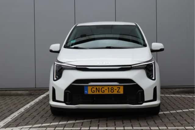Kia Picanto (2024) thumbnail 6