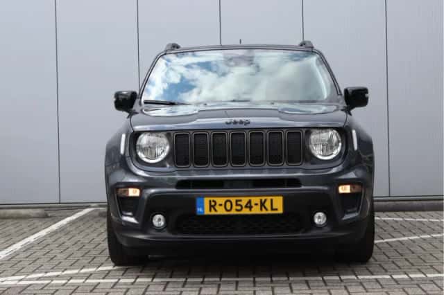 Jeep Renegade (2022) thumbnail 6