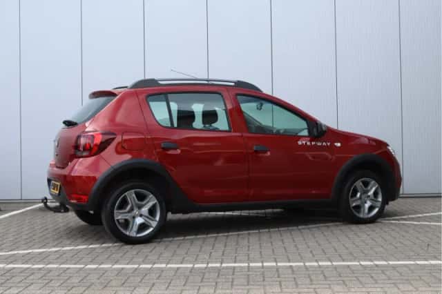 Dacia Sandero (2018) thumbnail 5