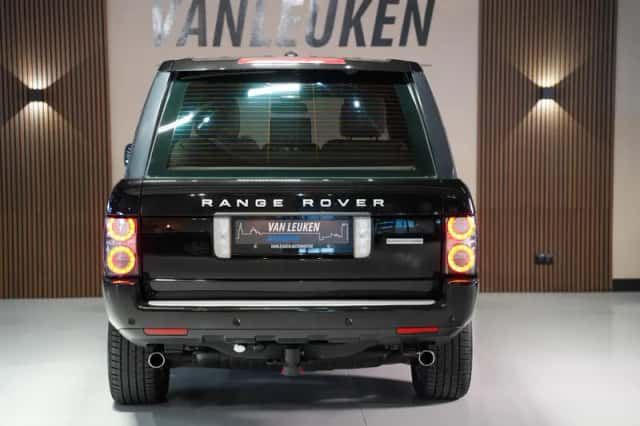 Land Rover Range Rover (2010) thumbnail 6