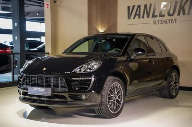 Porsche Macan (2018) thumbnail 2