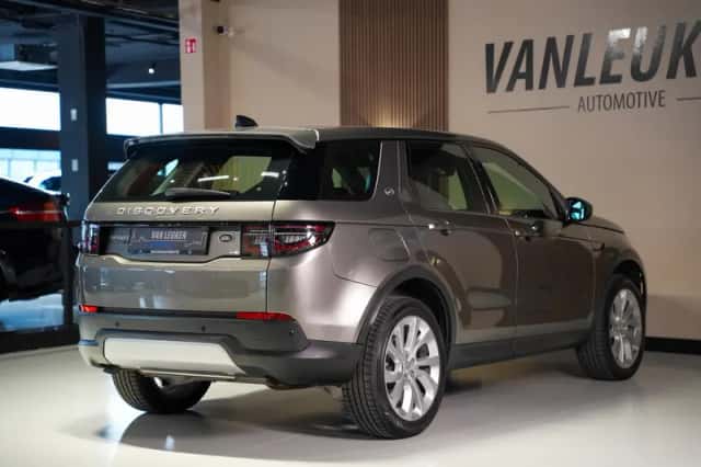Land Rover Discovery Sport (2021) thumbnail 5