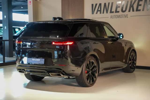 Land Rover Range Rover Sport (2026) thumbnail 5