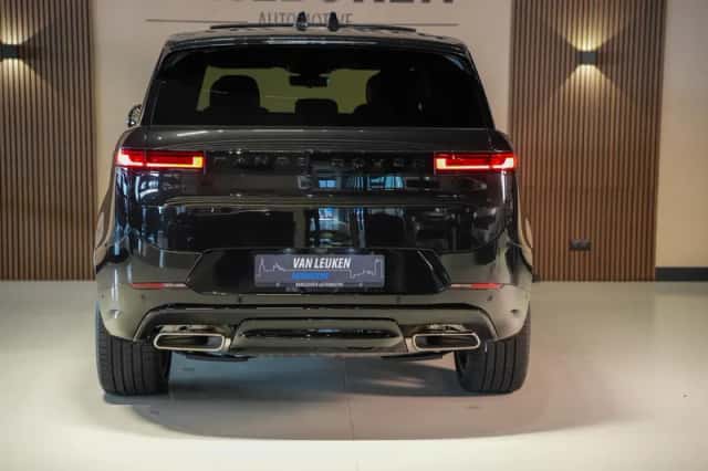 Land Rover Range Rover Sport (2026) thumbnail 6