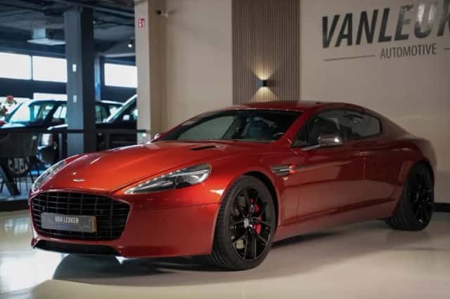 Aston Martin Rapide (2013) thumbnail 2