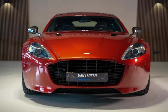 Aston Martin Rapide (2013) thumbnail 3