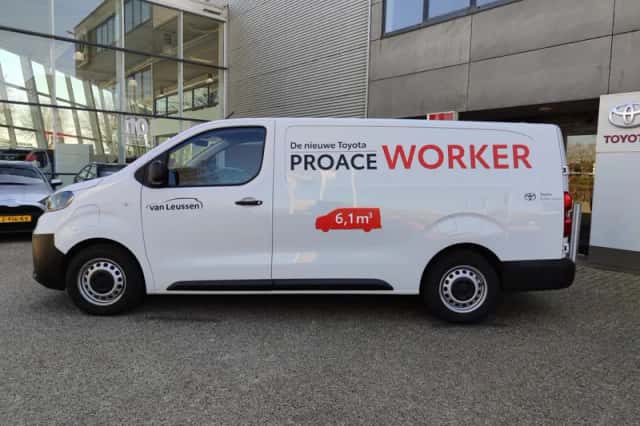 Toyota Proace (2024) thumbnail 11