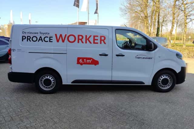 Toyota Proace (2024) thumbnail 12
