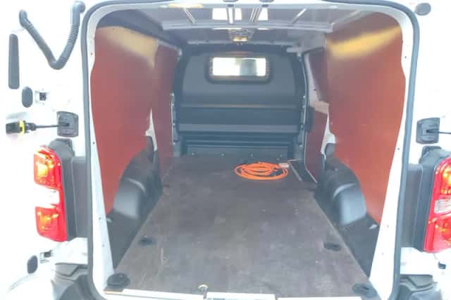 Toyota Proace (2024) thumbnail 16