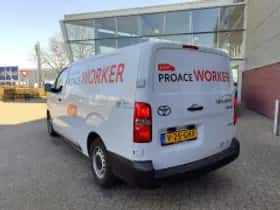 Toyota Proace (2024) thumbnail 3