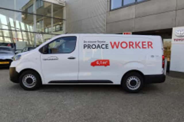 Toyota Proace (2024) thumbnail 5