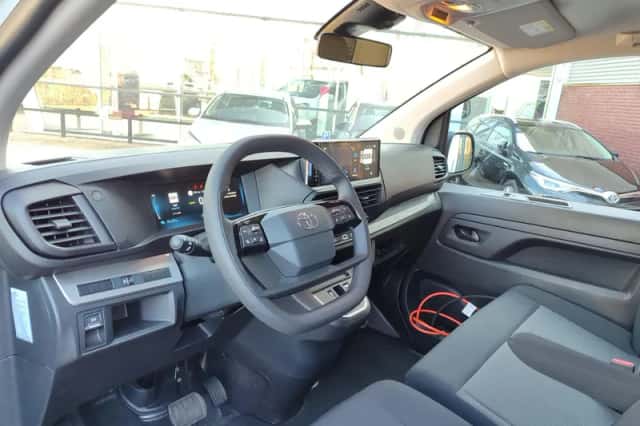 Toyota Proace (2024) thumbnail 10