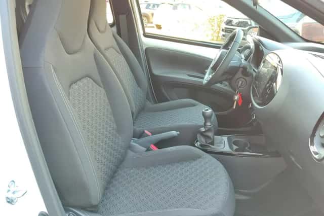 Toyota Aygo X (2025) thumbnail 14